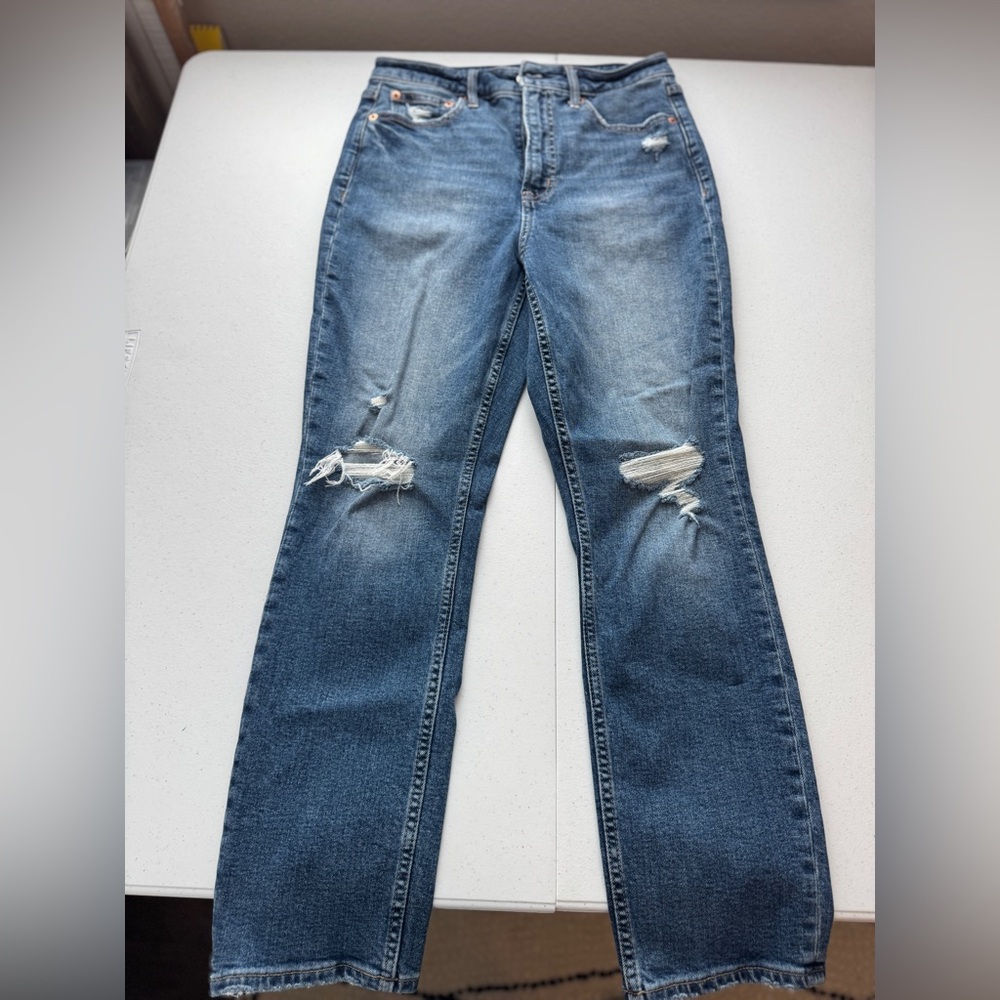 GAP Women's Straight Leg Distressed Blue Jeans